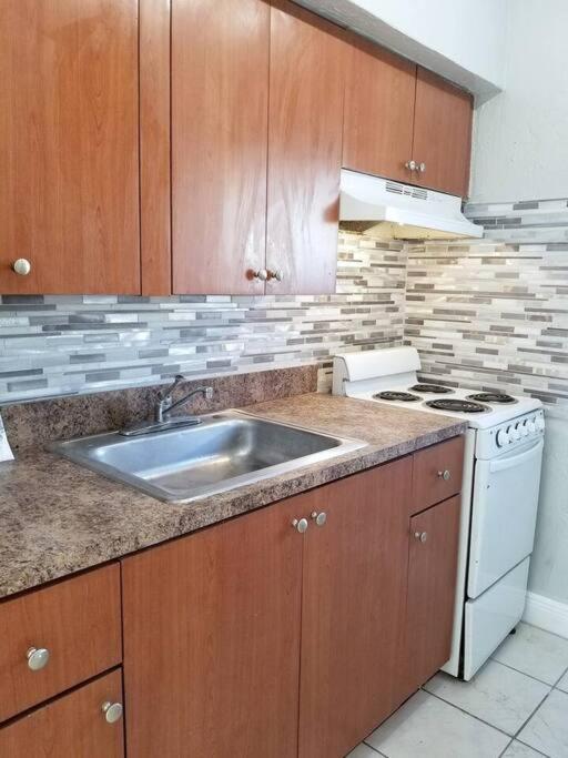 Ultra Glam Apartment 5 Miles From Hard Rock Casino Hollywood Eksteriør bilde